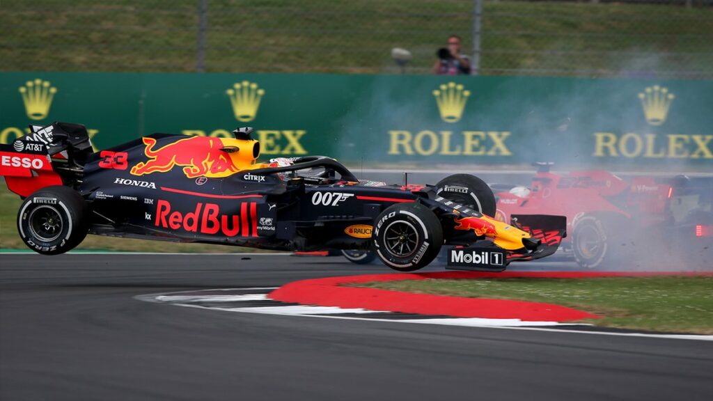 Max Verstappen privé de direction assistée après son crash