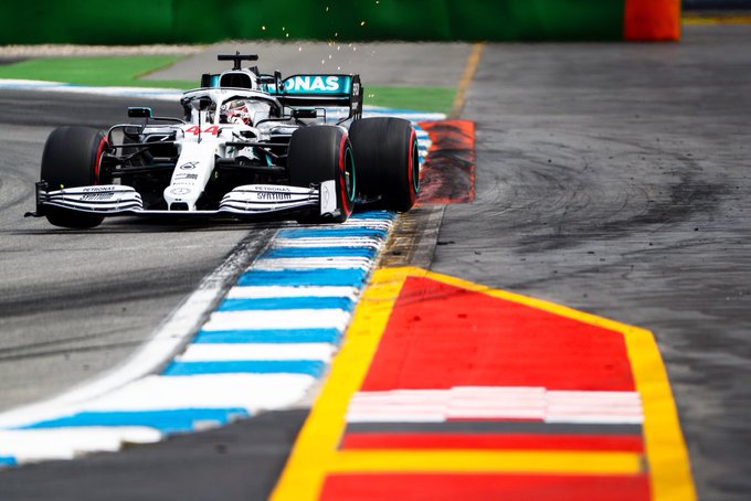 F1 - Hamilton souffrant, le pilote Mercedes peut-il laisser son volant à Ocon pour la course ?