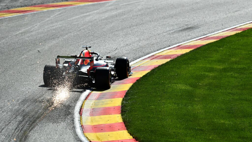 Touché par un problème mécanique en qualifs, Verstappen veut encore croire au podium à Spa