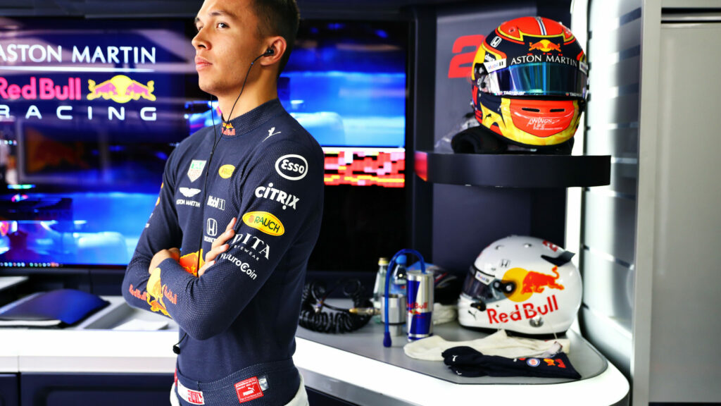 Christian Horner ne fixe aucun objectif précis à Alex Albon pour 2020