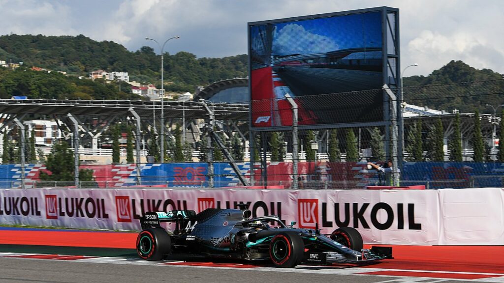 A quelle heure est programmé le départ du Grand Prix de Russie ?