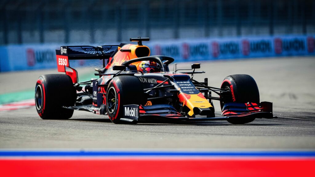 Verstappen le plus rapide de la journée à Sotchi : « Nous ne sommes que vendredi »
