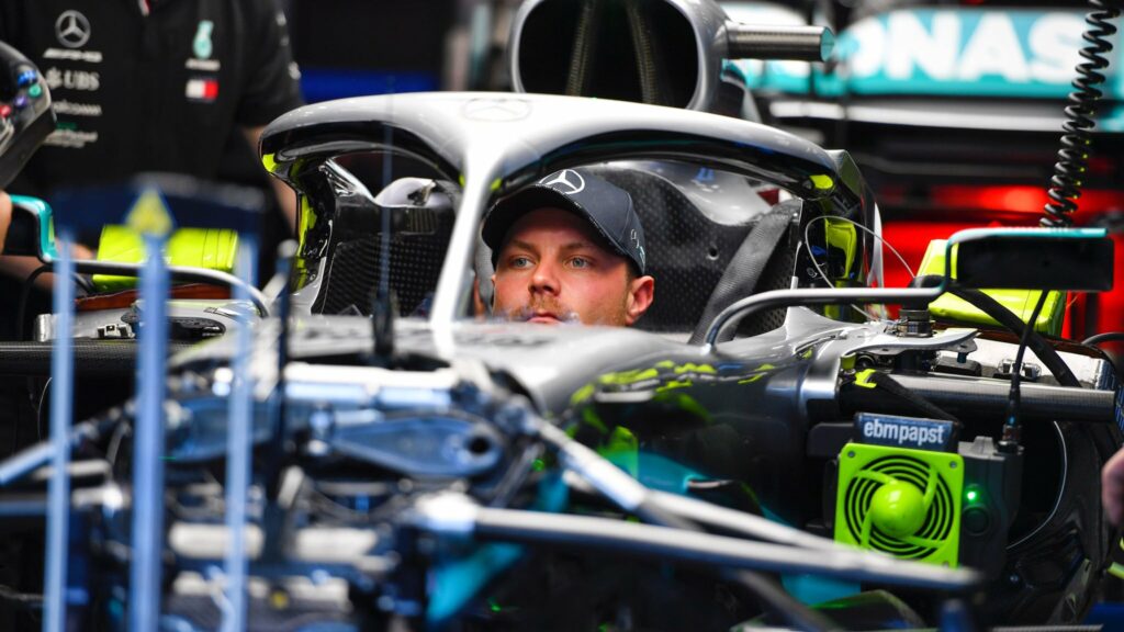 Valtteri Bottas à Brackley ce vendredi pour mouler son baquet