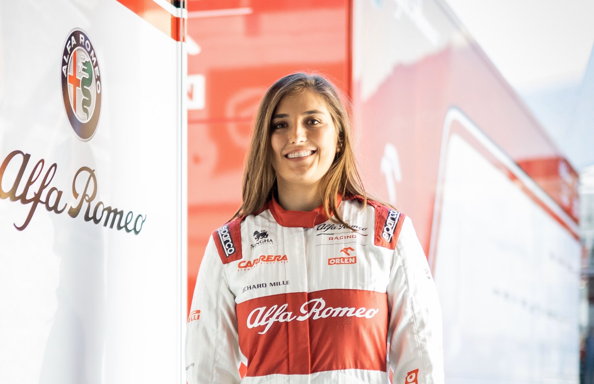 F1 Une Jeune Femme Pilote Bientot Chez Ferrari F1only Fr L Actu De La F1 En 2021