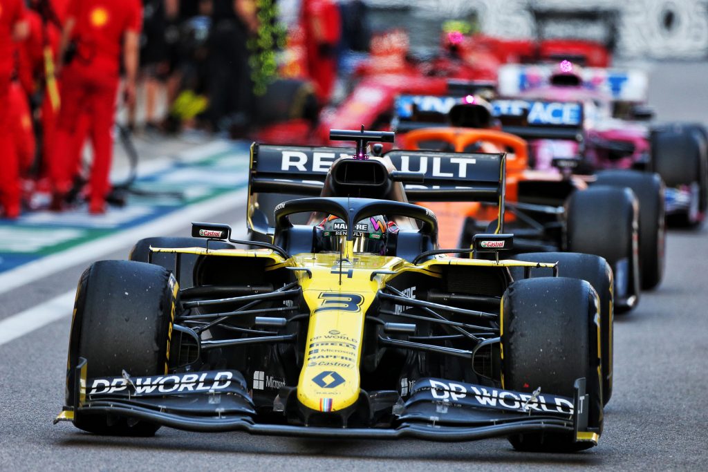 daniel-ricciardo-renault-f1-sotchi