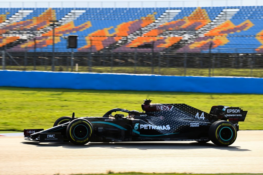 lewis-hamilton-mercedes