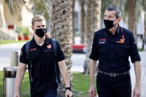Schumacher le premier en piste pour Haas aux essais hivernaux