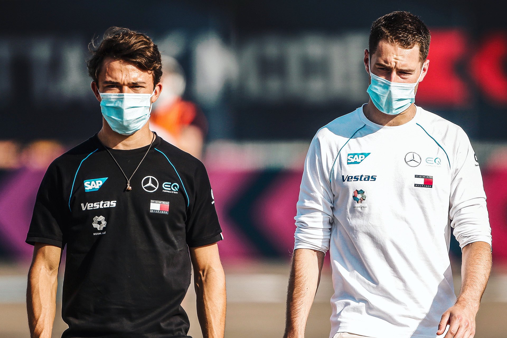 F1 - Mercedes F1 confirme De Vries et Vandoorne en tant que pilote de réserve