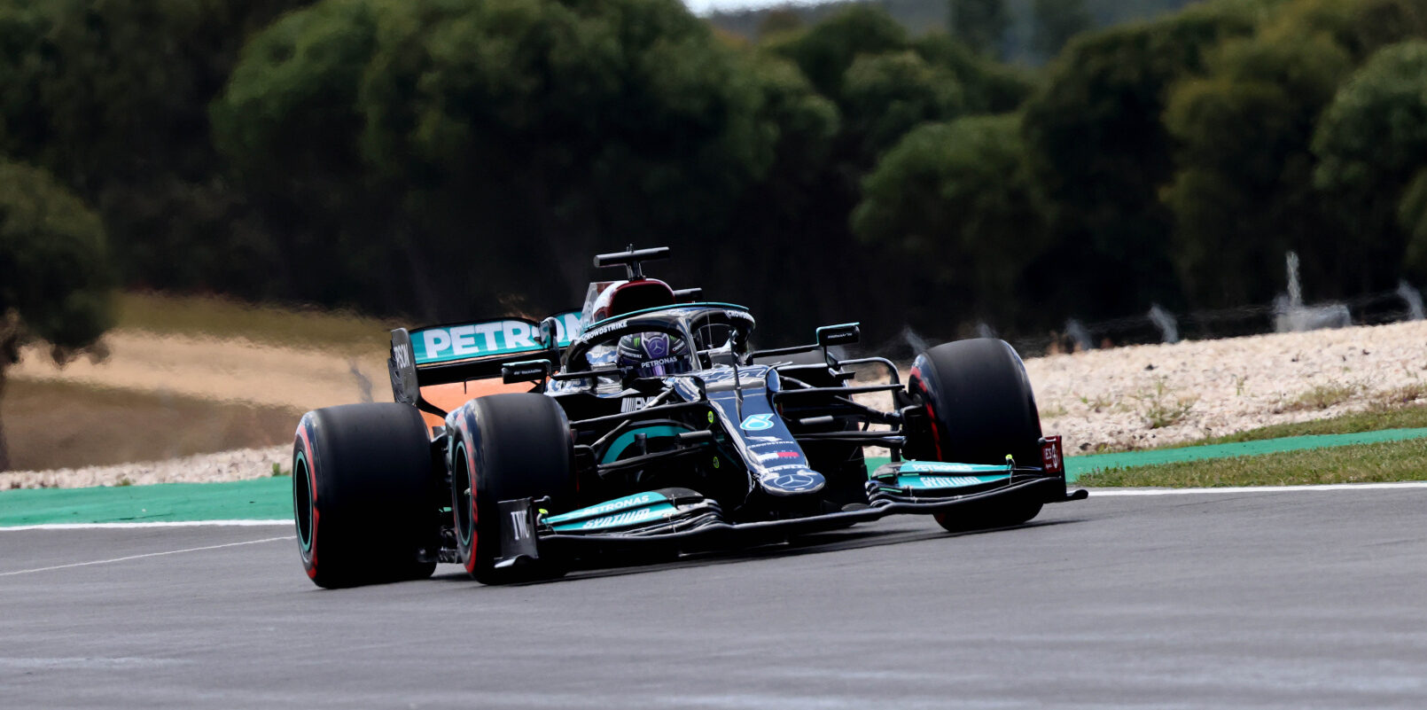F1 - GP du Portugal - EL2 : Hamilton un dixième devant Verstappen