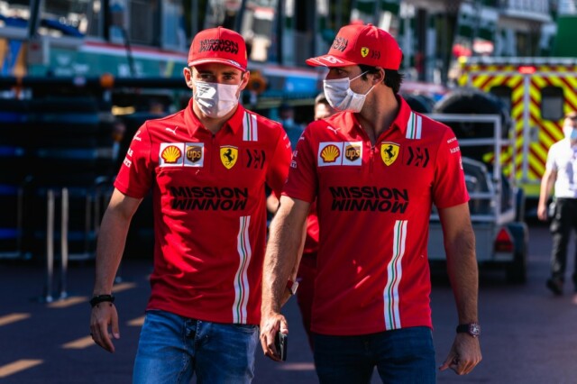F1 - Sainz considère Leclerc comme "l'un des plus grands" en F1