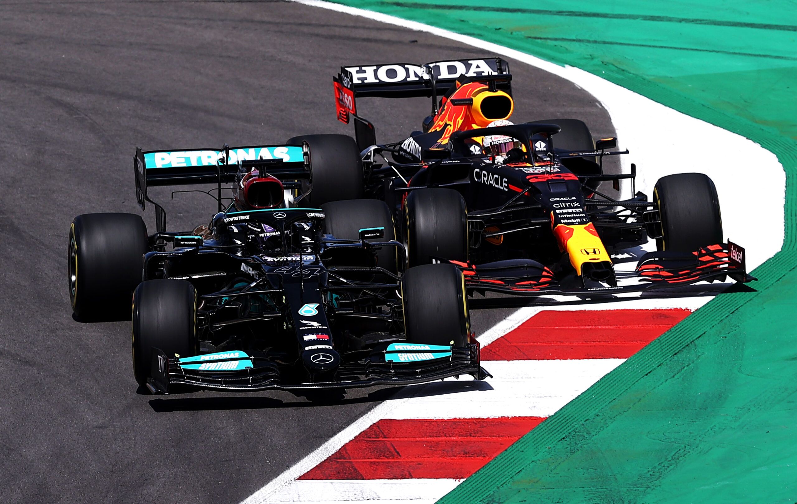 F1 - Verstappen sait qu'il peut aller à la limite avec Hamilton en piste