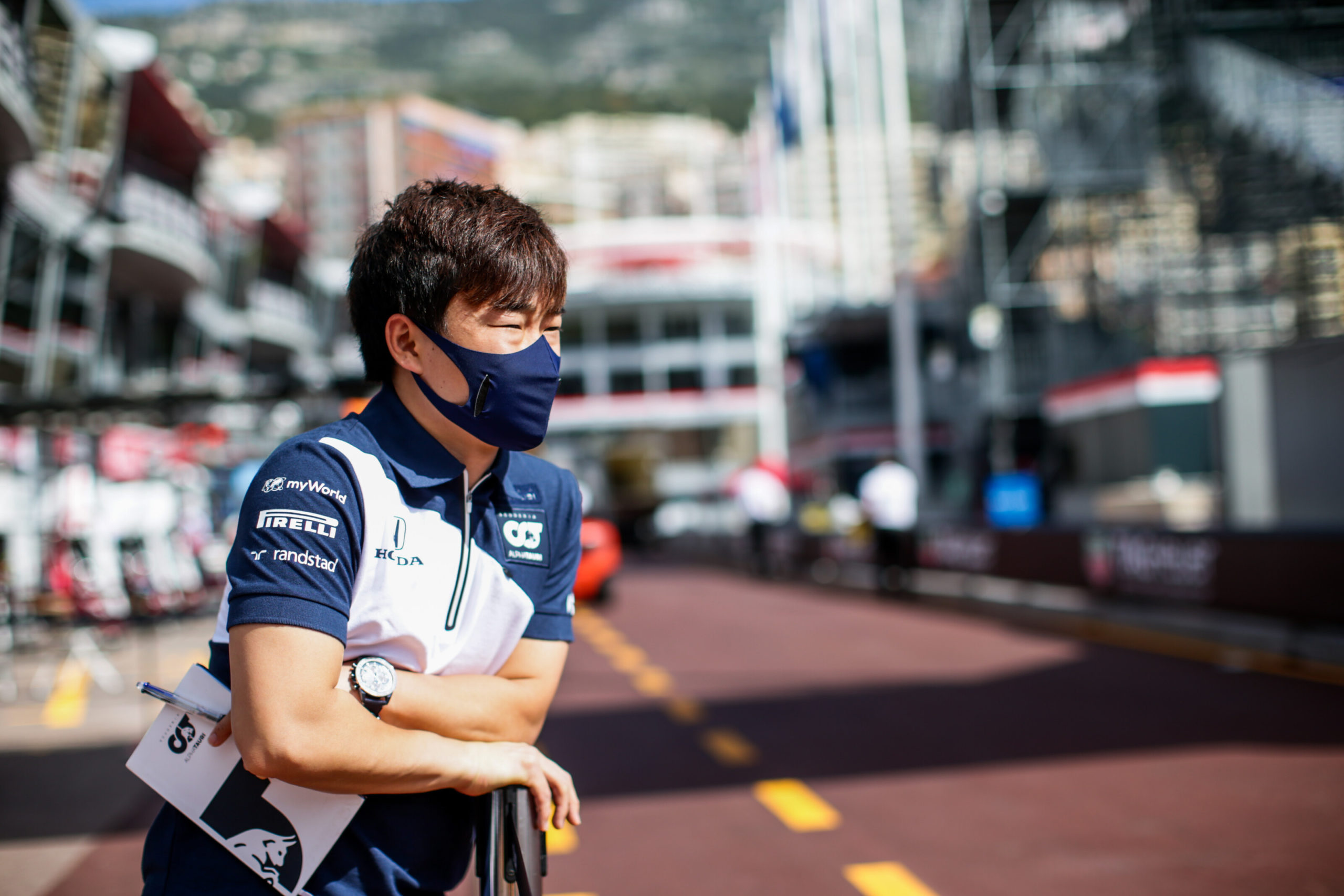 F1 - Pour ses débuts en F1, Tsunoda admet s'être fixé des objectifs trop élevés