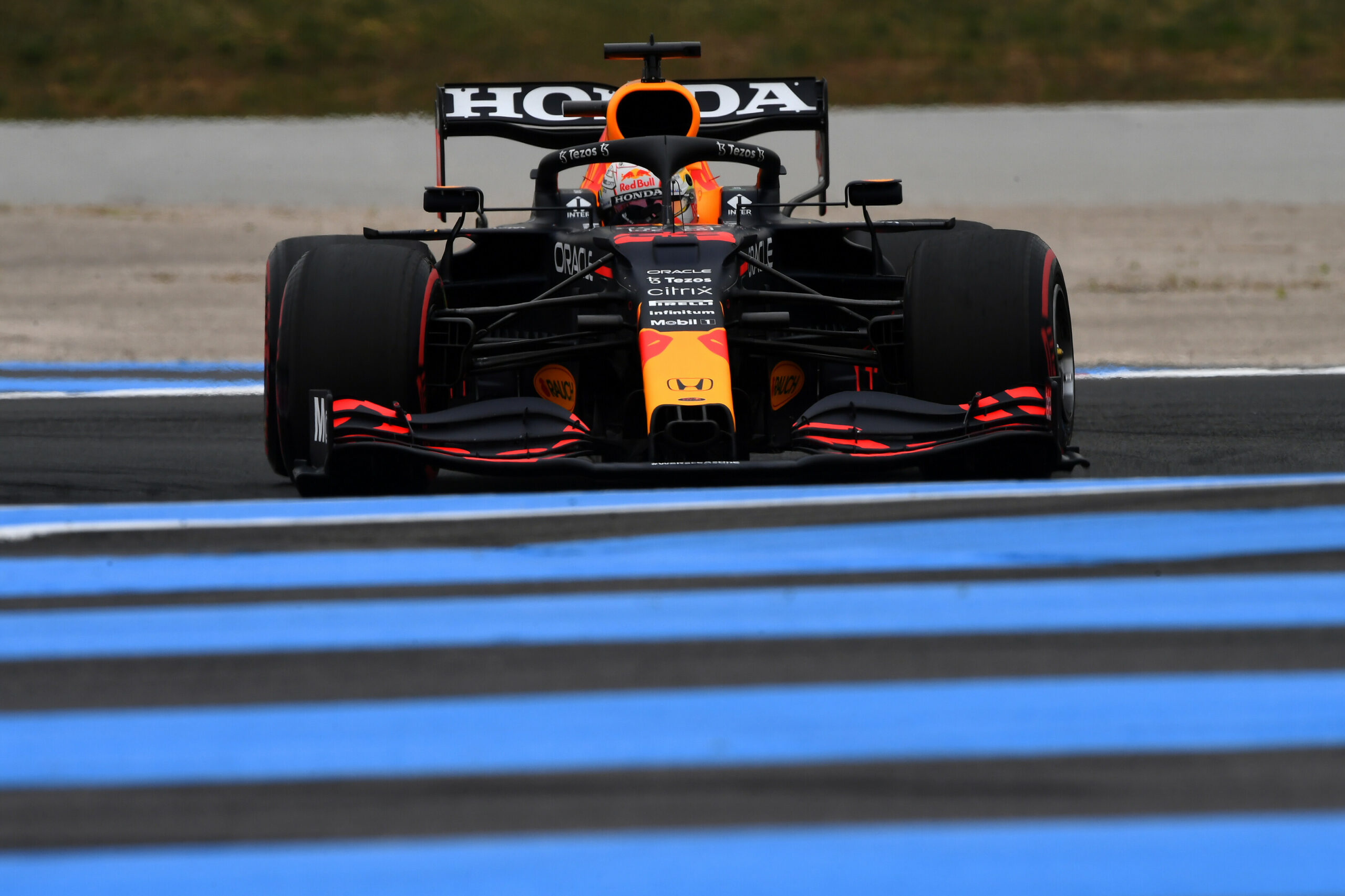 F1 - Max Verstappen frappe fort avant les qualifications au Castellet