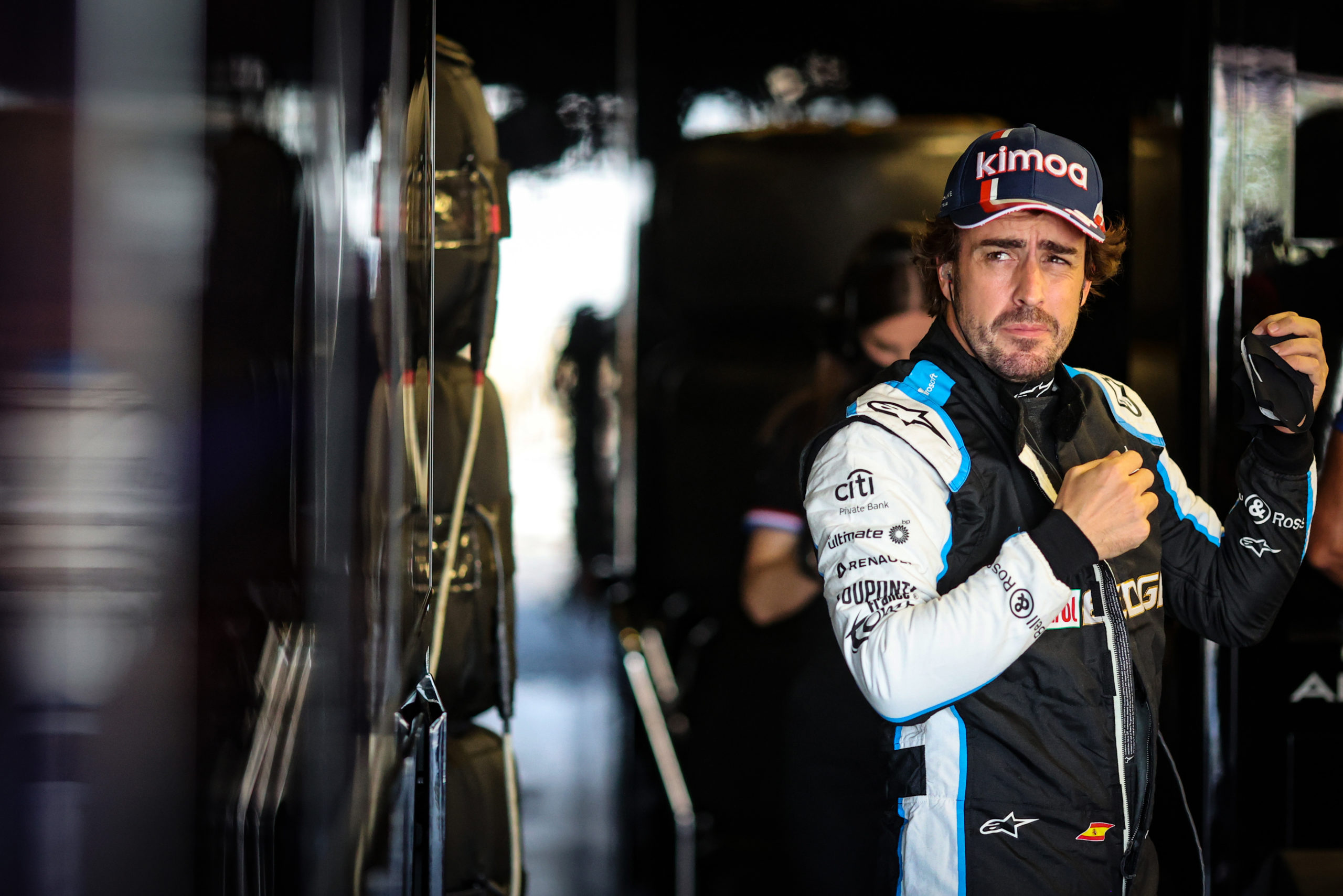 F1 - Alonso trouve injuste que des pilotes se crashent et conservent leur position sur la grille