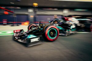 Hamilton s’élancera en tête de la course sprint ce samedi à Silverstone