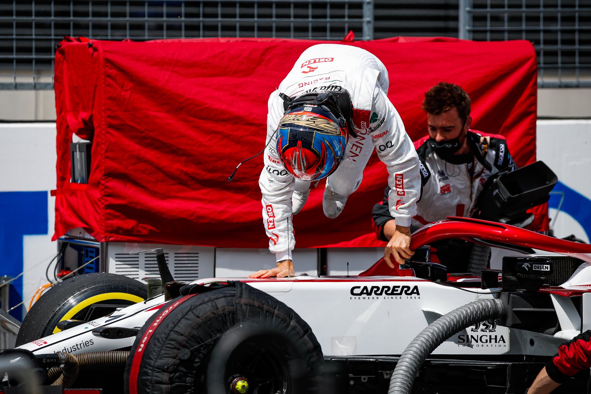 F1 - Officiel : Kimi Raikkonen jugé responsable de l'accident avec Vettel