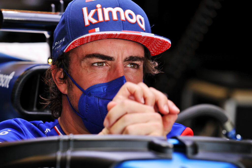 f1-alonso-alpine