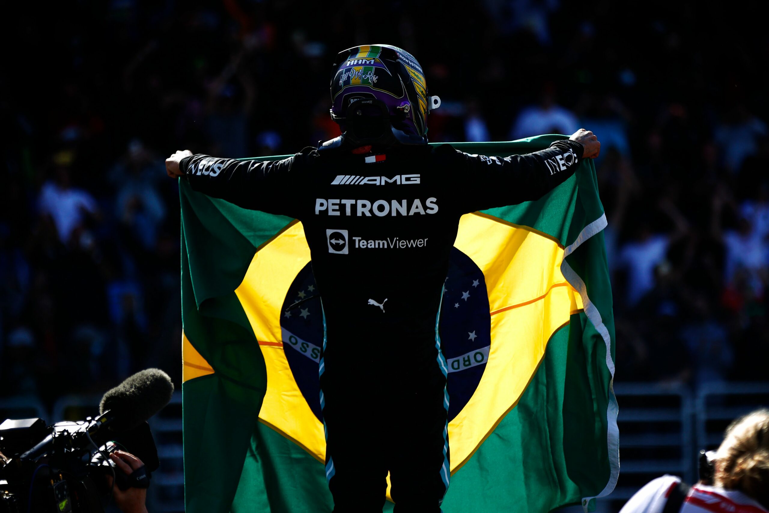 F1 - Officiel : 5000 euros d'amende pour Lewis Hamilton au Brésil