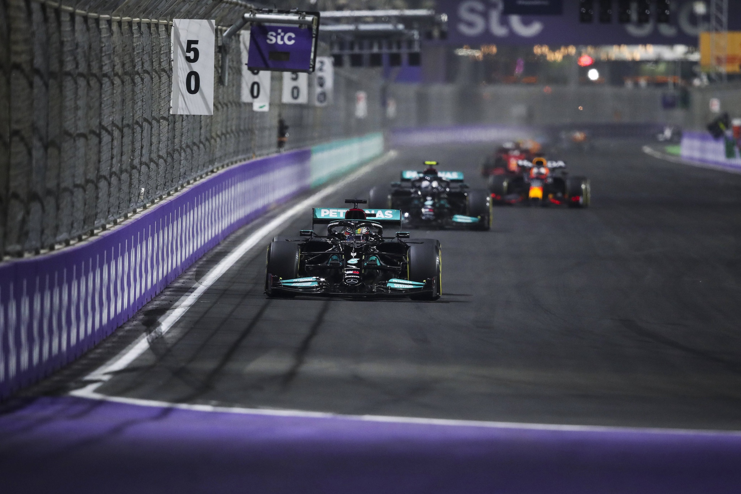 F1 - Revivez le Grand Prix chaotique d'Arabie Saoudite