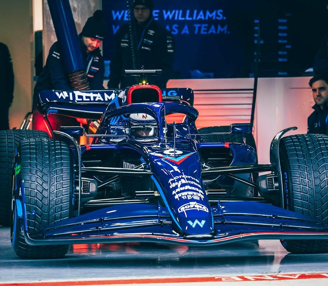 F1 - La "vraie" Williams FW44 montre le bout de son nez