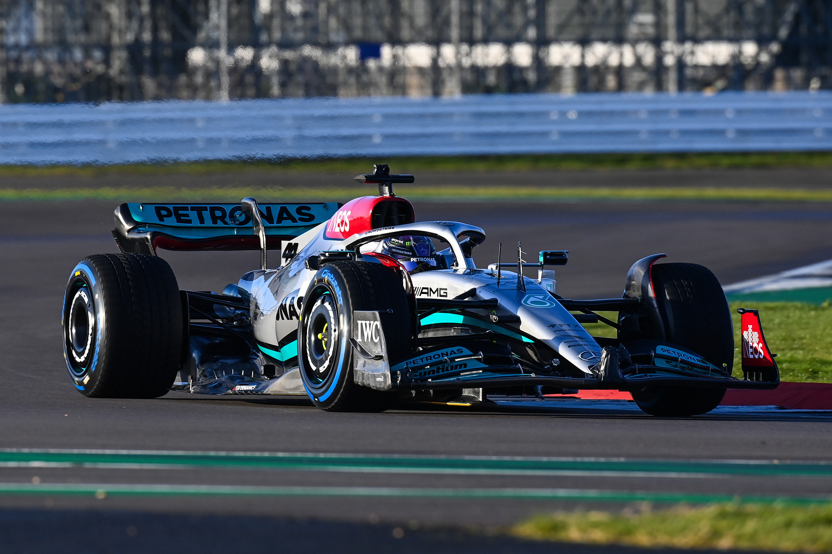 F1 - Vidéo : Hamilton au volant de sa nouvelle Mercedes
