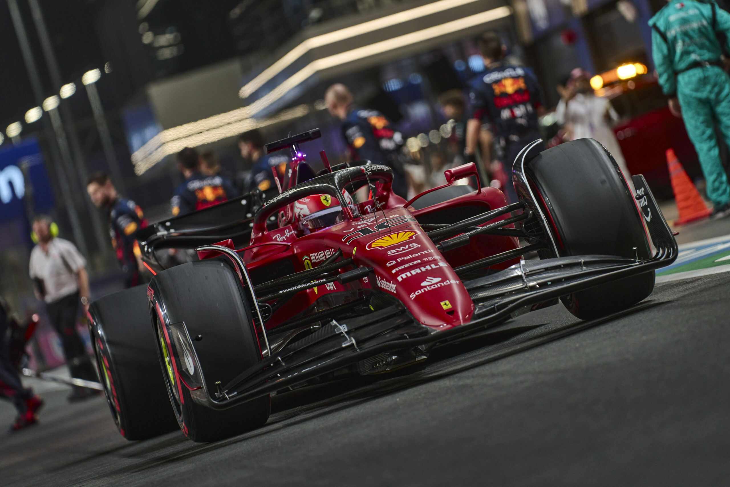 F1 - Après Djeddah, Ferrari conserve la tête des championnats pilotes et constructeurs