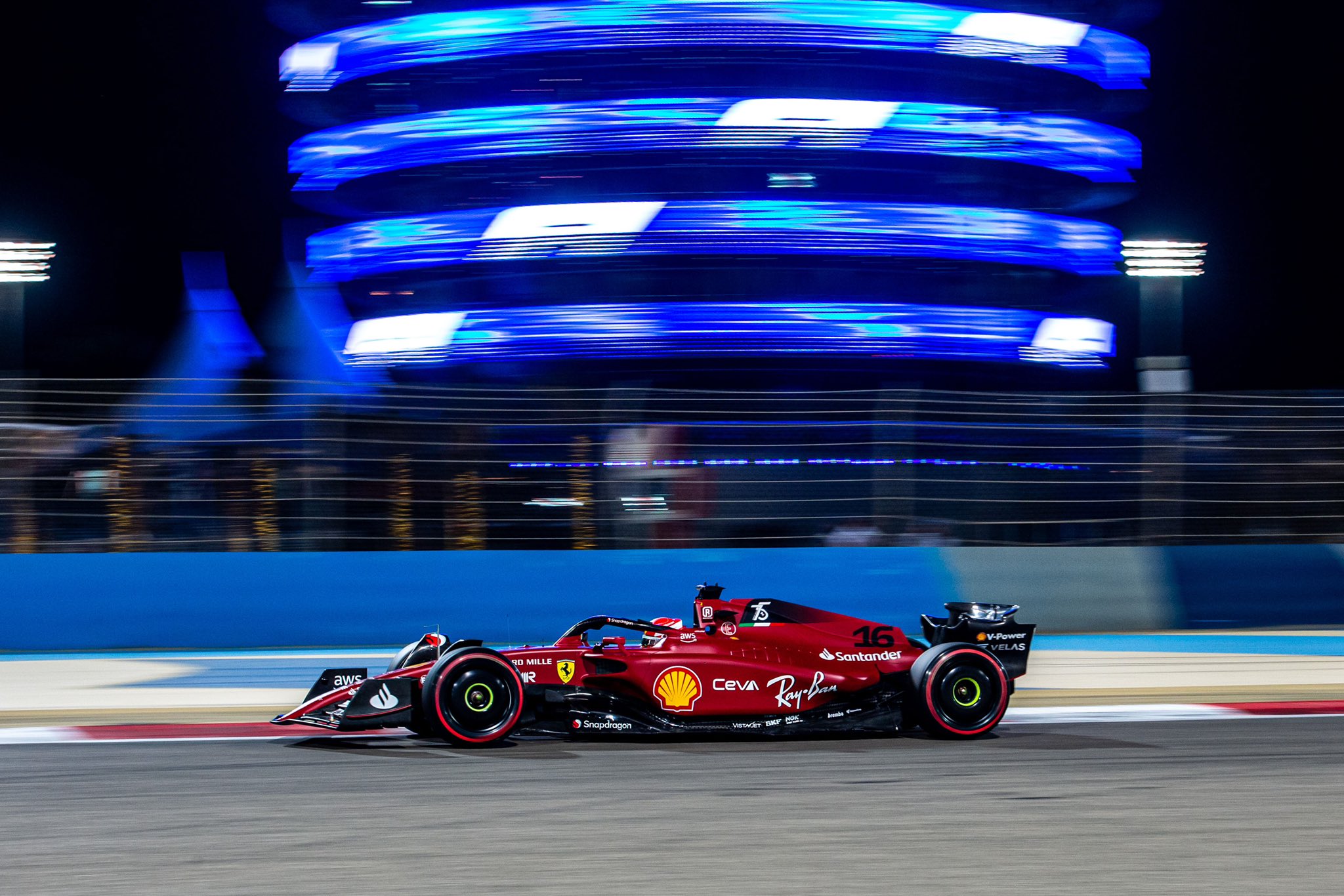 F1 - Charles Leclerc en pole position à Bahreïn