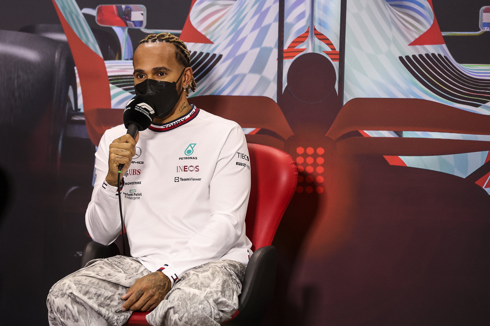 F1 - Lewis Hamilton va modifier son nom