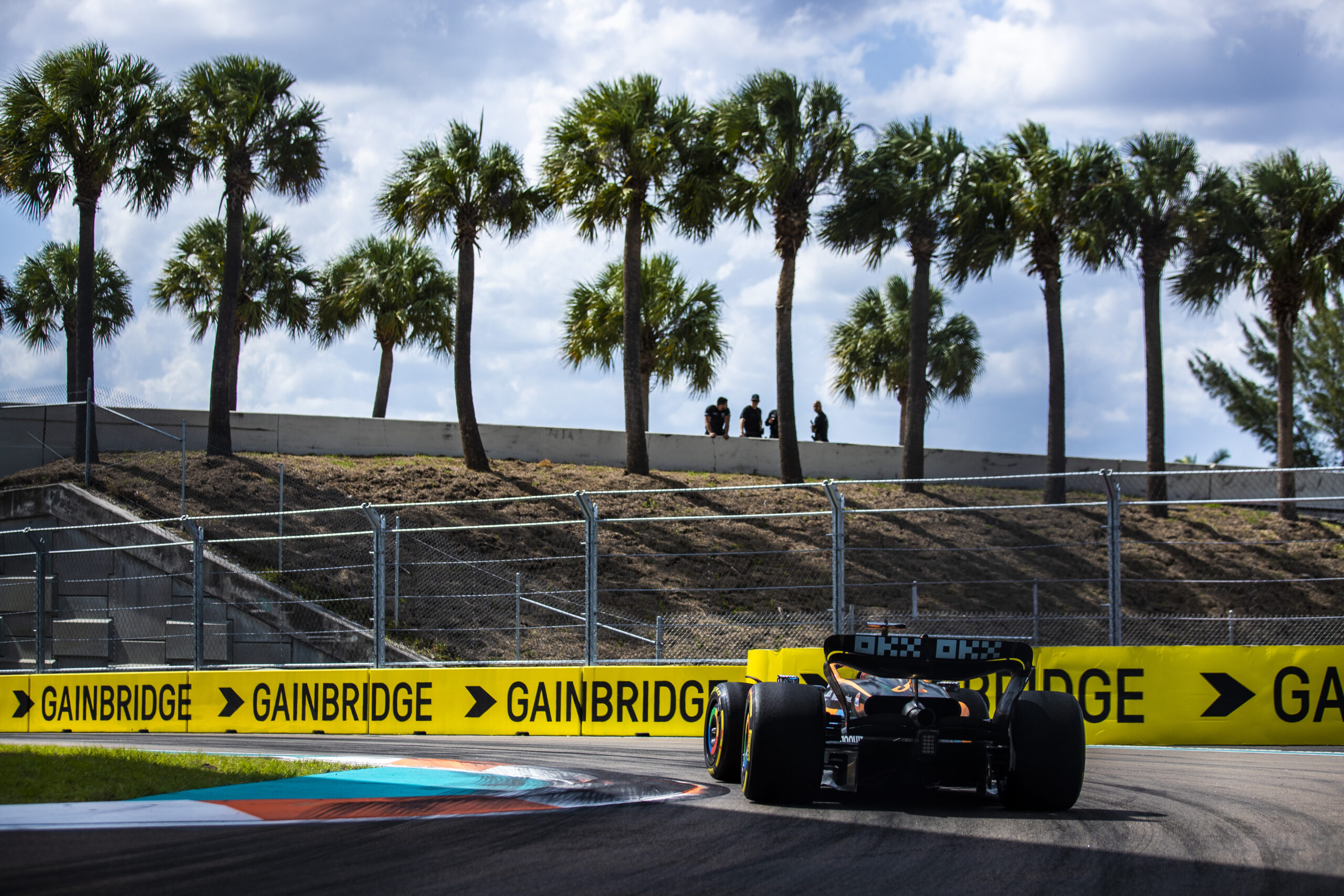 McLaren a connu un week-end de course difficile à Miami. Avec 0 point engrangé et un manque de rythme palpable, Lando Norris et Daniel Ricciardo ont encore beaucoup de travail s'ils veulent remonter dans la hiérarchie.