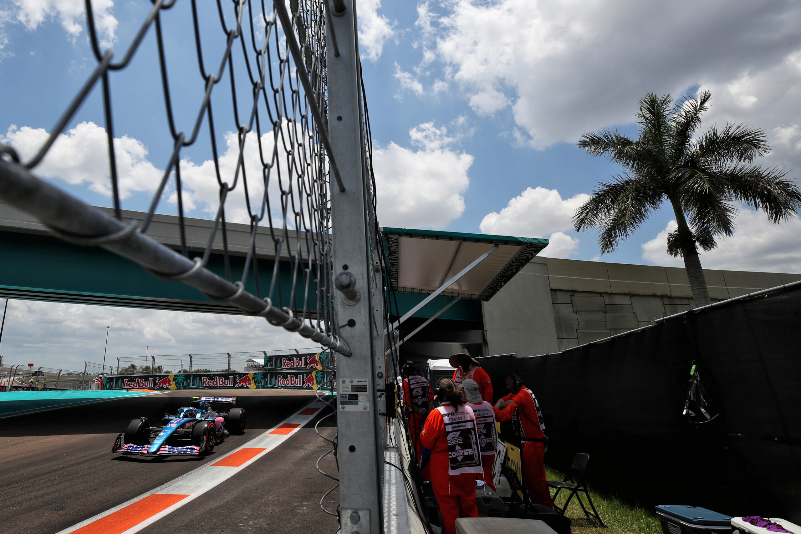 F1 - Ocon veut rendre les barrières plus sûres pour les pilotes de F1 au virage 14 de Miami