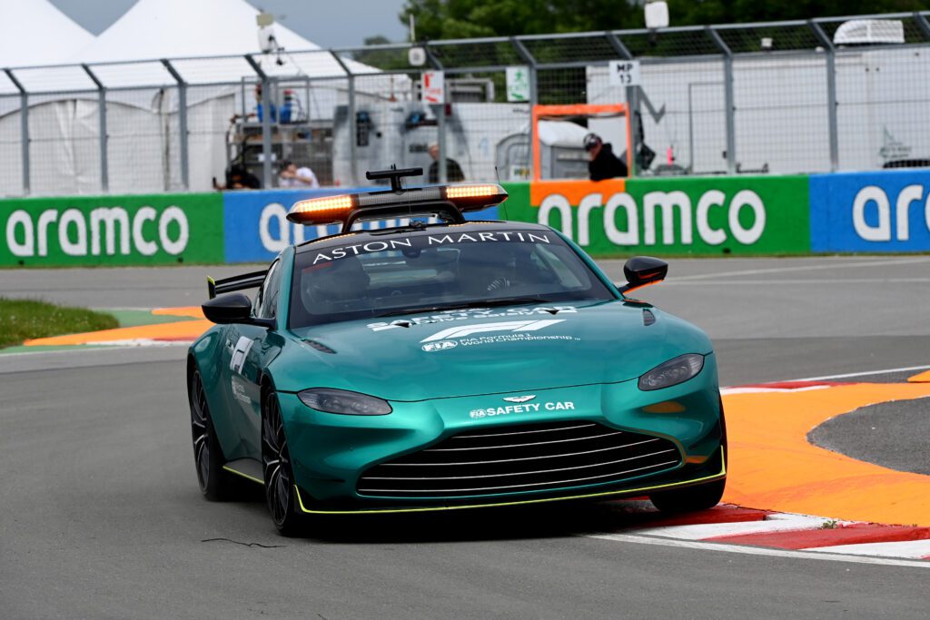 « La tortue » – Quand Max Verstappen se montrait critique du nouveau Safety Car Aston Martin