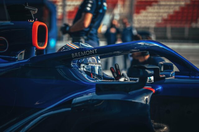 F1 - Williams confirme des évolutions uniquement sur la voiture d'Albon à Silvertsone