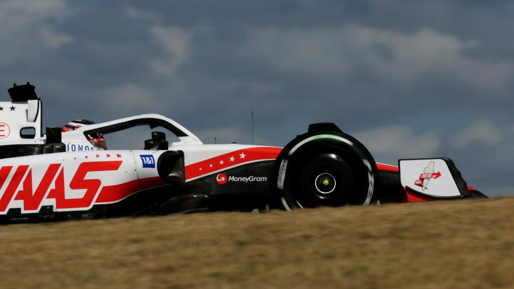 Haas dépose réclamation envers Perez et Alonso à Austin