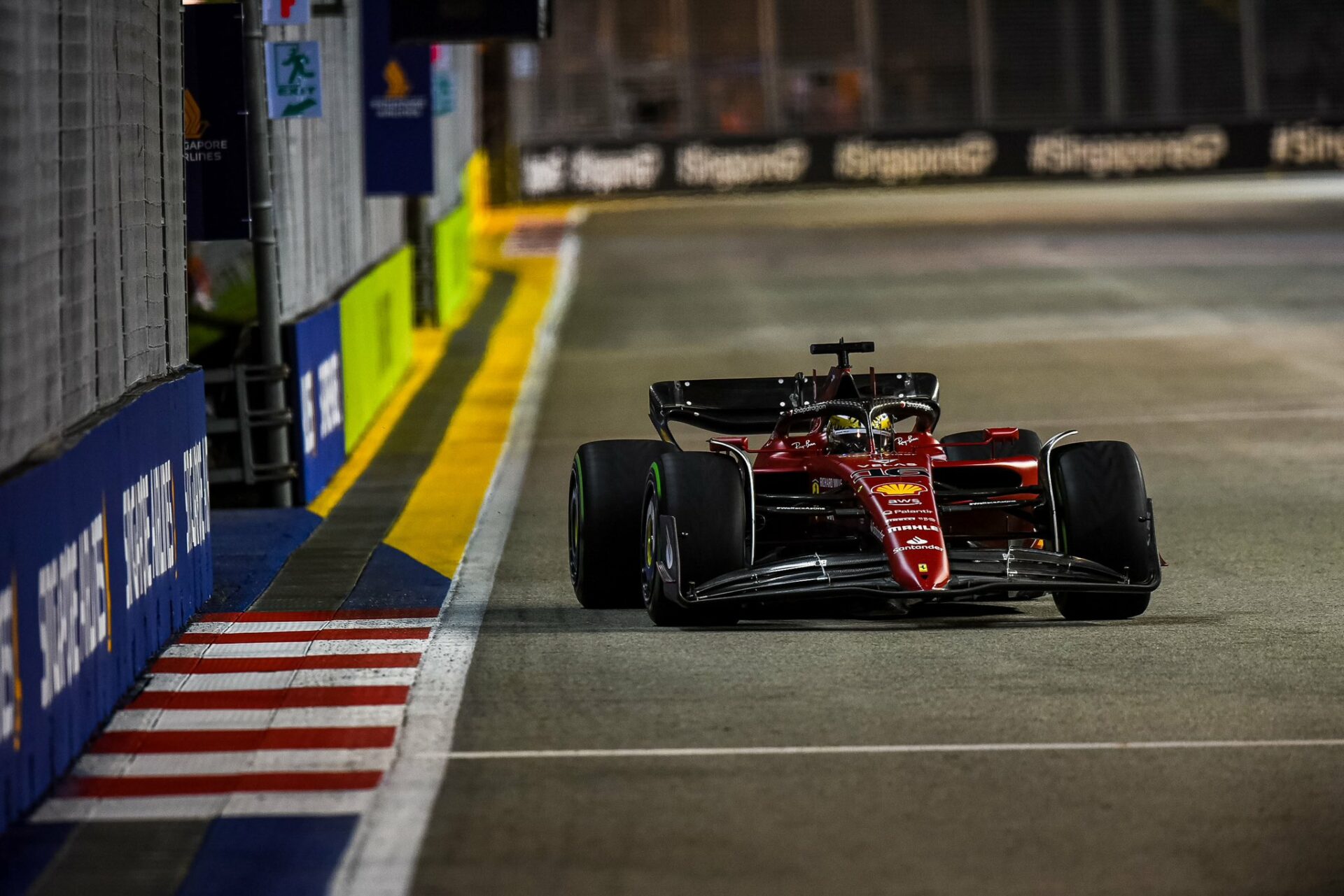 F1 - Charles Leclerc en pole à Singapour
