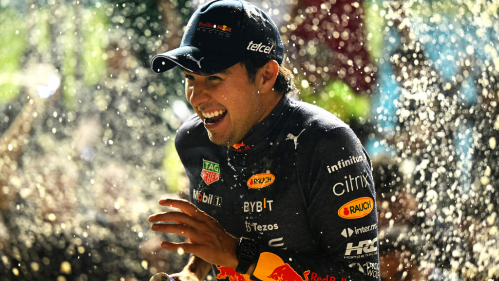 Horner salue « la meilleure victoire » de Sergio Perez ce dimanche à Singapour