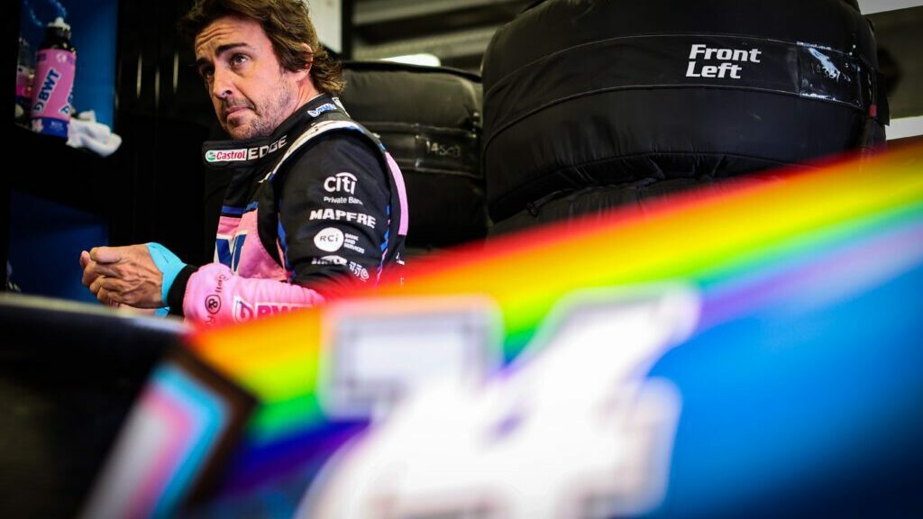 Alonso confiant qu’Aston Martin peut battre Alpine en 2023