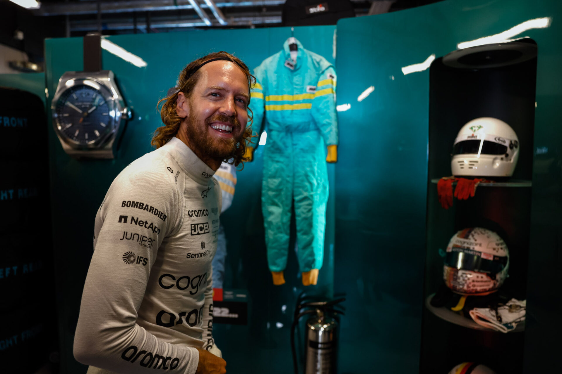 F1 - Une déco spéciale dans le garage de Vettel à Abou Dhabi