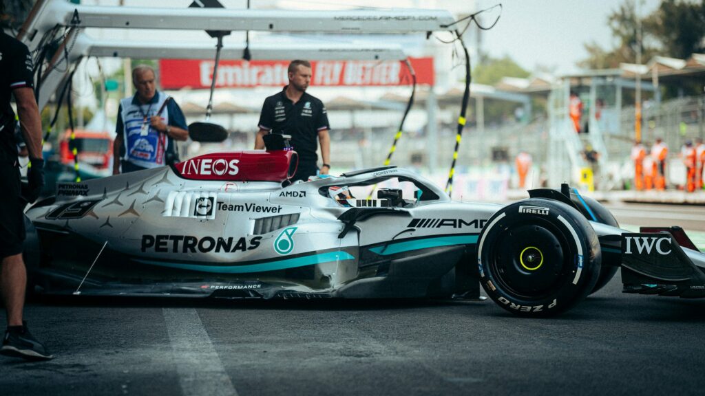 Mercedes vise la perfection au Brésil et Abou Dhabi pour battre Ferrari