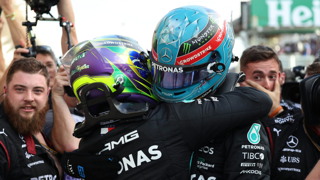 Lewis Hamilton impressionné par les performances de Russell cette année