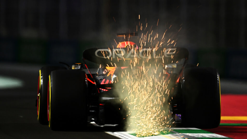 Murs reculés et vibreurs biseautés sur le circuit de Djeddah