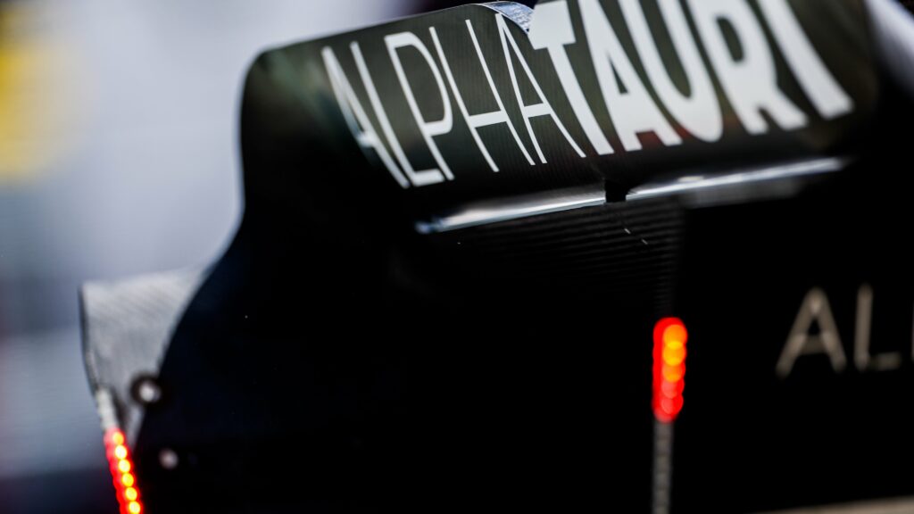 Nyck de Vries et Tsunoda ont roulé à Imola