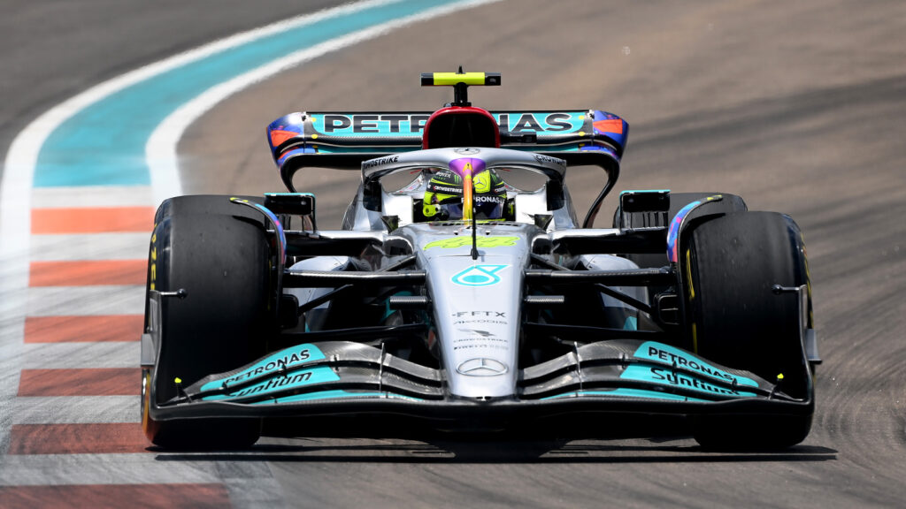Lewis Hamilton et le « fantôme » de la Mercedes W13