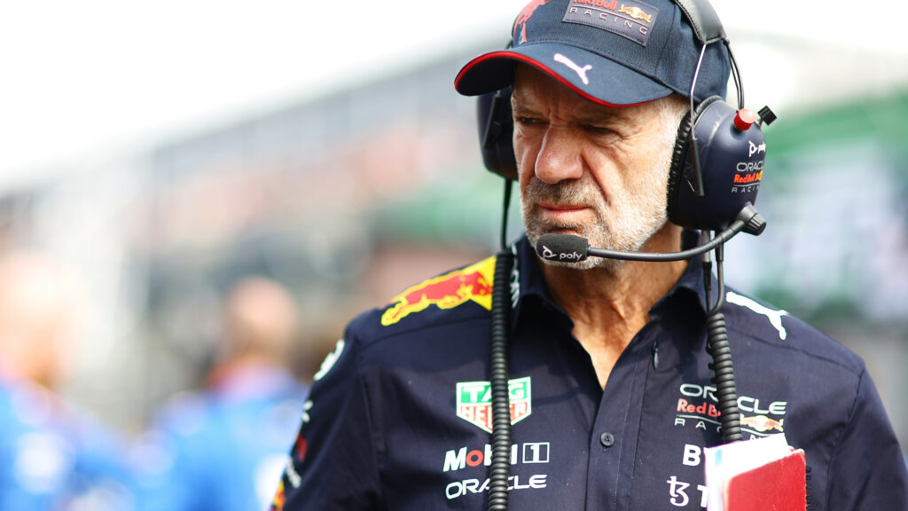 Newey se souvient des débuts « déprimants » du moteur hybride