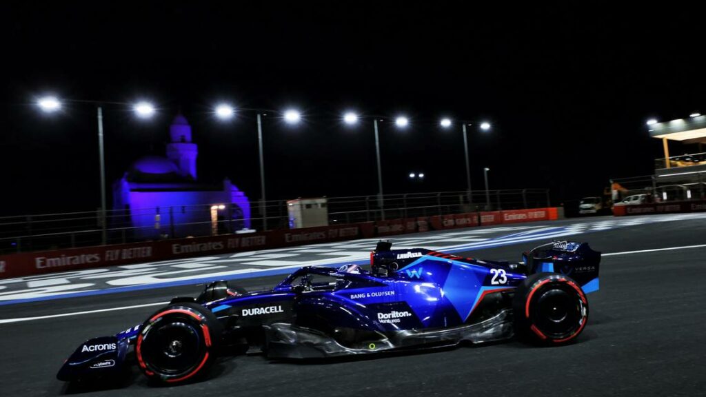 Vidéo : Williams démarre le moteur Mercedes de sa F1 2023