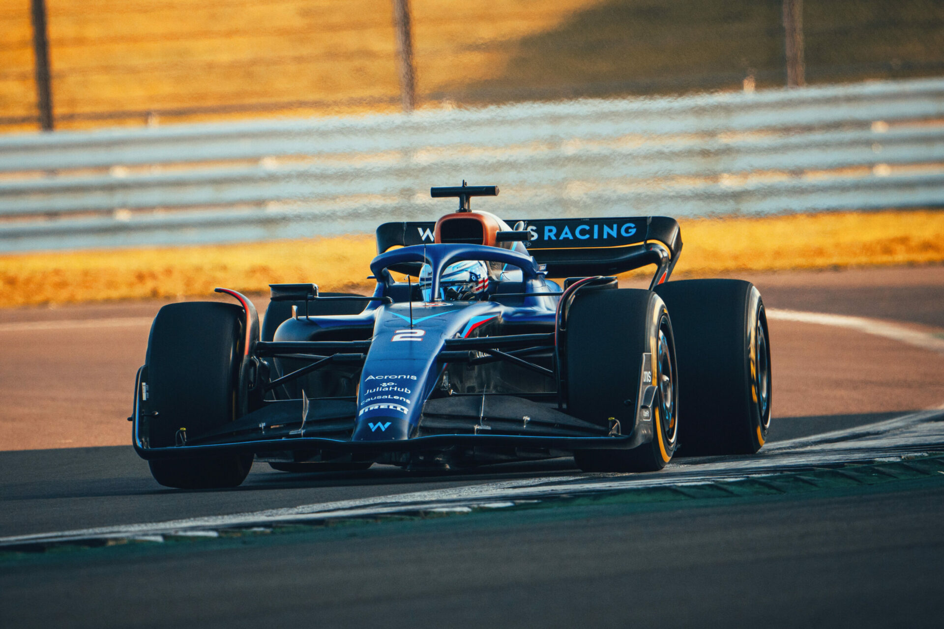 La Williams FW45 en piste à Silverstone