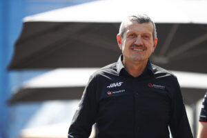 F1 2026 : Günther Steiner conseille à Cadillac de miser sur Sergio Pérez et …