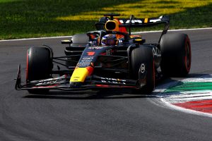 Horner l’assure, les deux F1 sont identiques chez Red Bull !