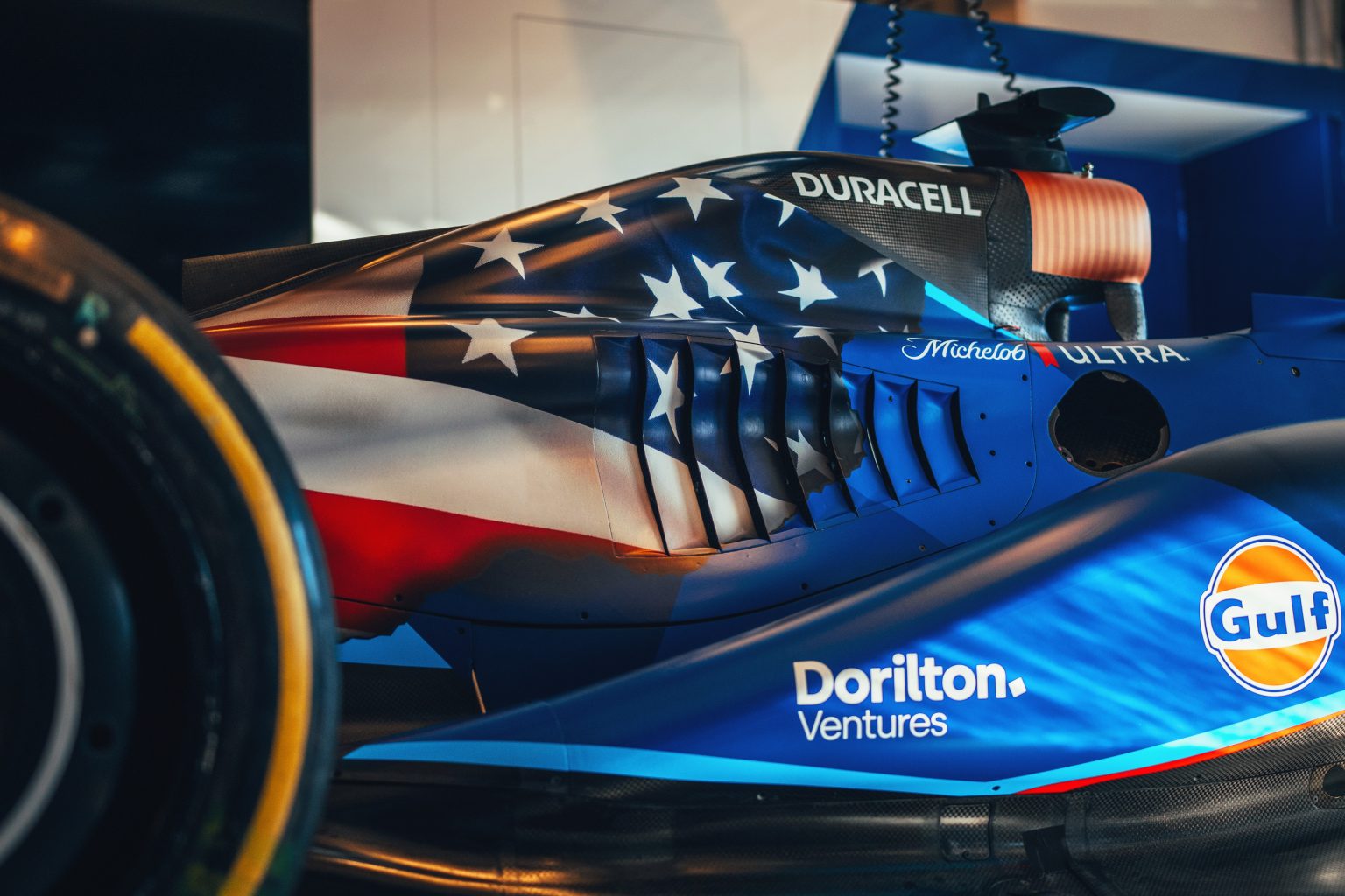 Williams dévoile une livrée spéciale USA de sa F1 à Austin