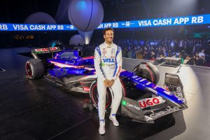 Daniel Ricciardo veut voir VCARB dans le top cinq en 2024