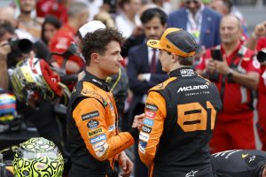 Button demande à McLaren de favoriser Norris